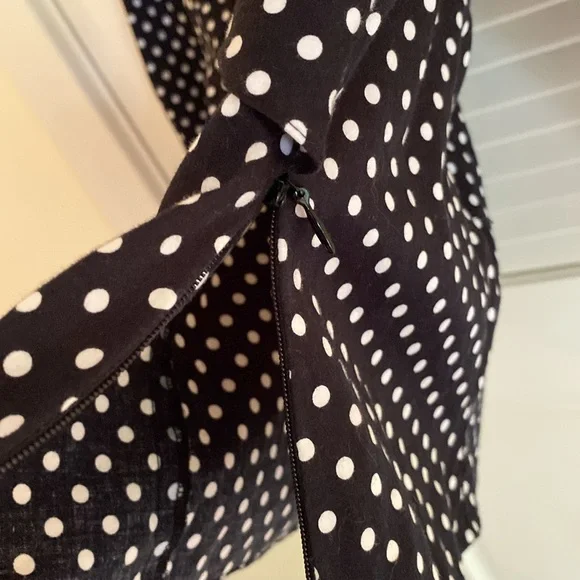 Jones New York signature Knot Front Blouse polkadot white on black size L cotton - Picture 9 of 11